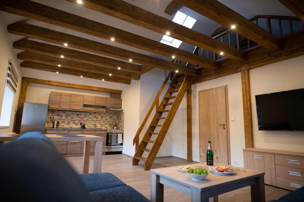 Apartmany Meandry Mimon 외부 사진