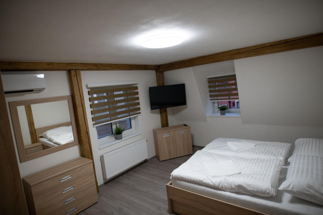 Apartmany Meandry Mimon 외부 사진