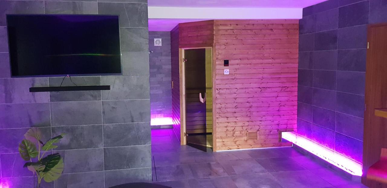 Apartmany Meandry Mimon 외부 사진